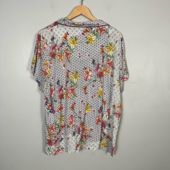 Johnny was two piece short and button up pajama set geometric floral size XXL - Picture 5 of 9